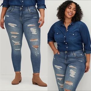 Torrid Premium BOMBSHELL SKINNY PREMIUM STRETCH HIGH-RISE DESTRUCTED JEAN